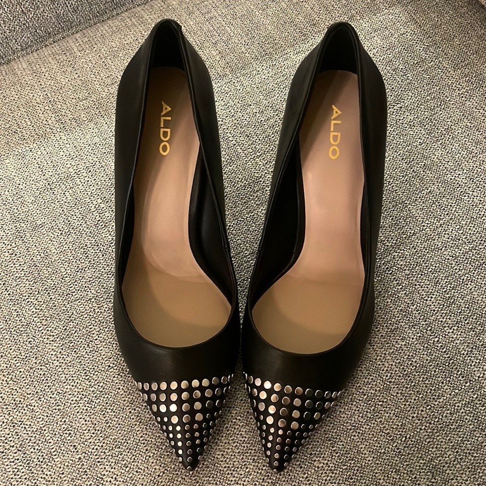 Aldo Women’s Black Leather Studded Heels Size 9